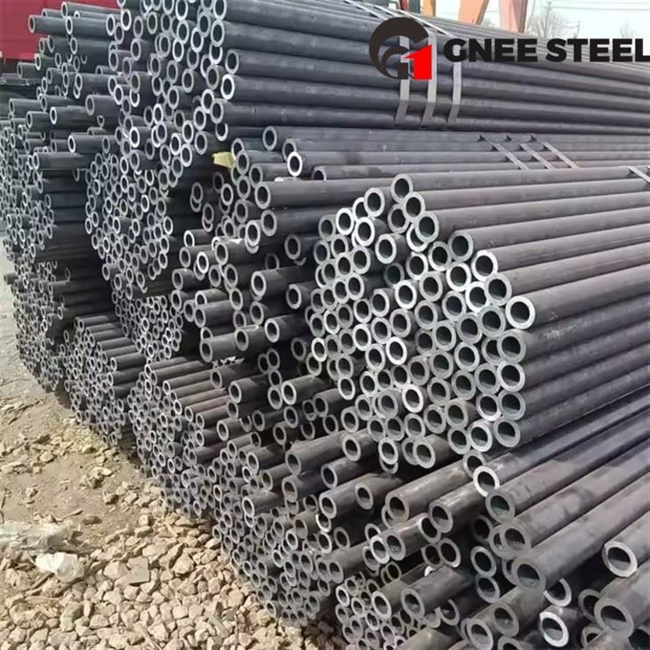 Round Seamless Carbon Steel Pipe